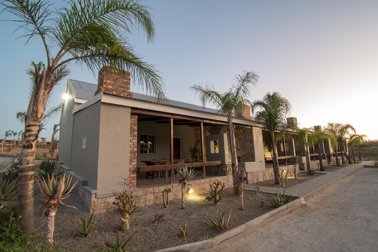 Letsatsi Lodge Vanrhynsdorp 外观 照片