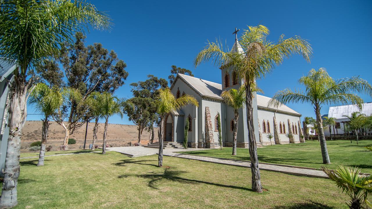 Letsatsi Lodge Vanrhynsdorp 外观 照片