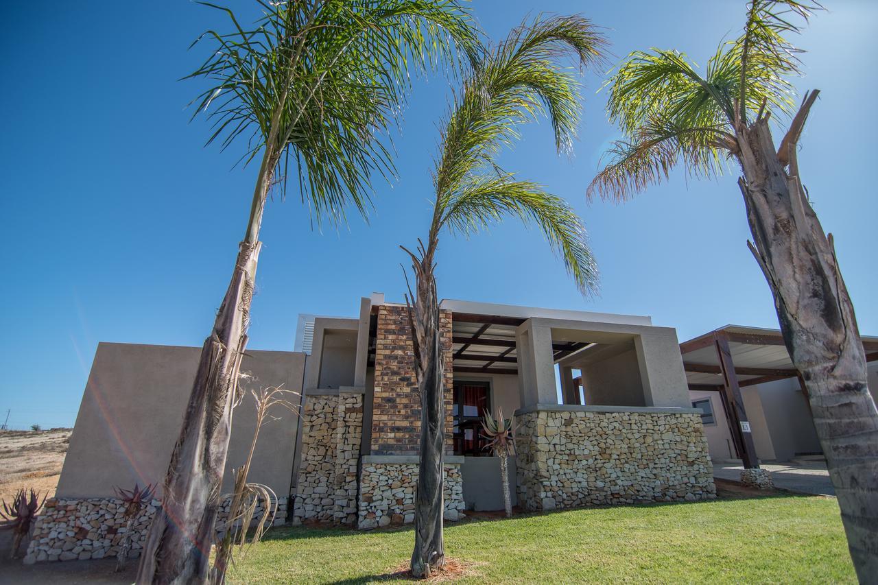 Letsatsi Lodge Vanrhynsdorp 外观 照片